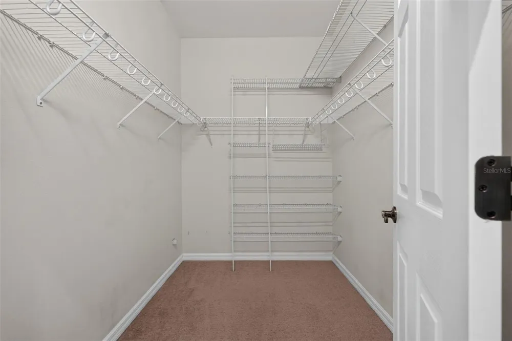 4072 OVERTURE CIRCLE #462 Bradenton, FL 34209