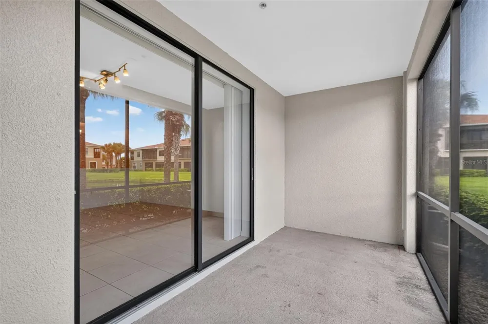 4072 OVERTURE CIRCLE #462 Bradenton, FL 34209