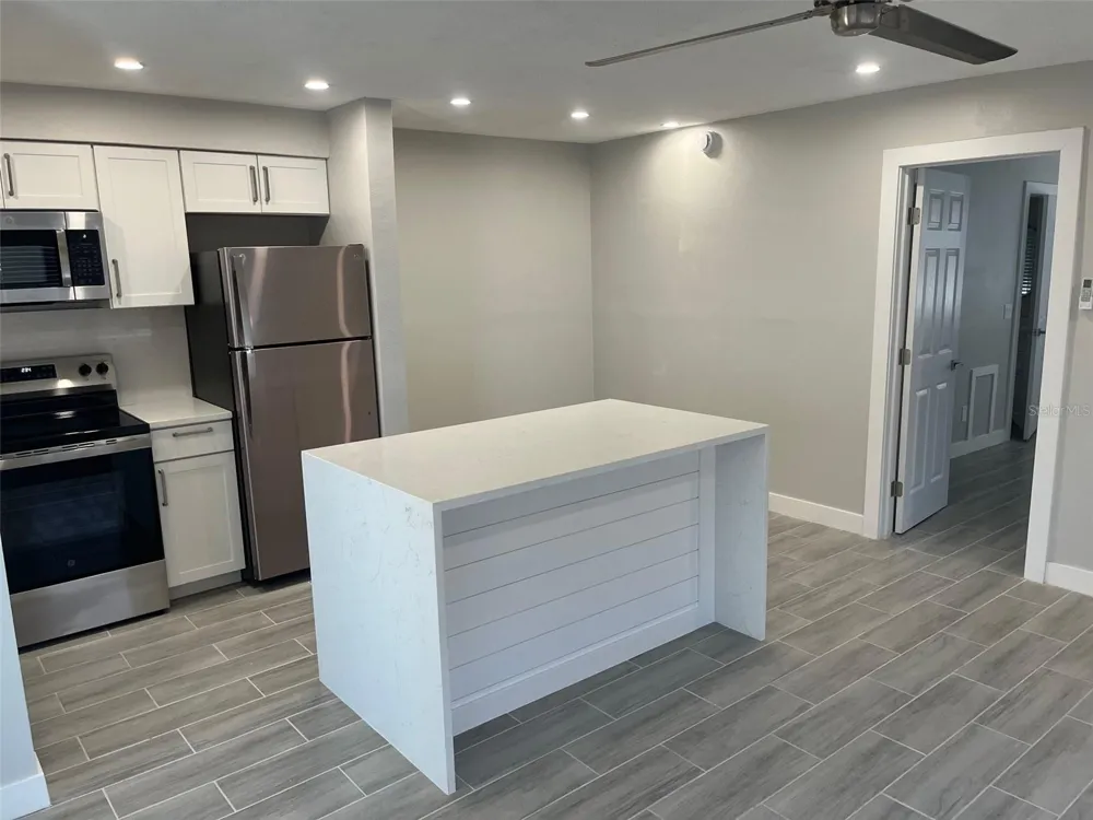 1605 PASS A GRILLE WAY #1 St Pete Beach, FL 33706
