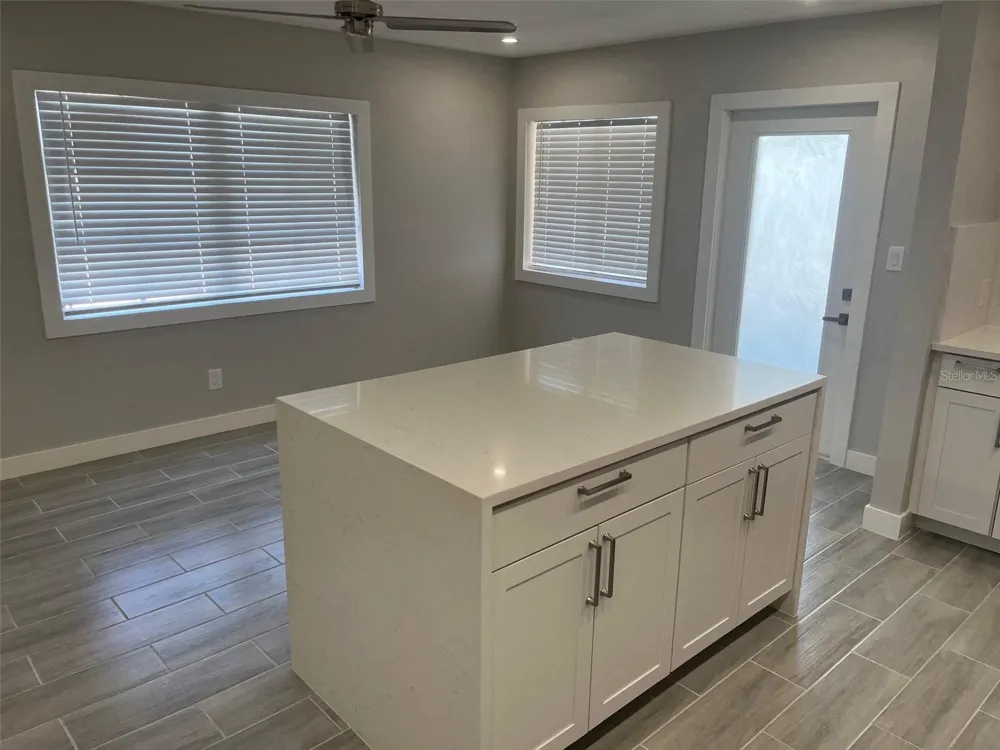 1605 PASS A GRILLE WAY #1 St Pete Beach, FL 33706