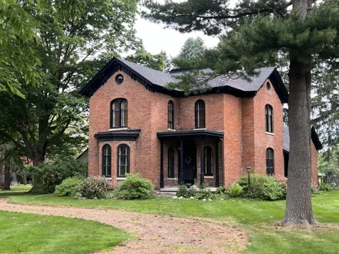 3995 W Bertrand Road