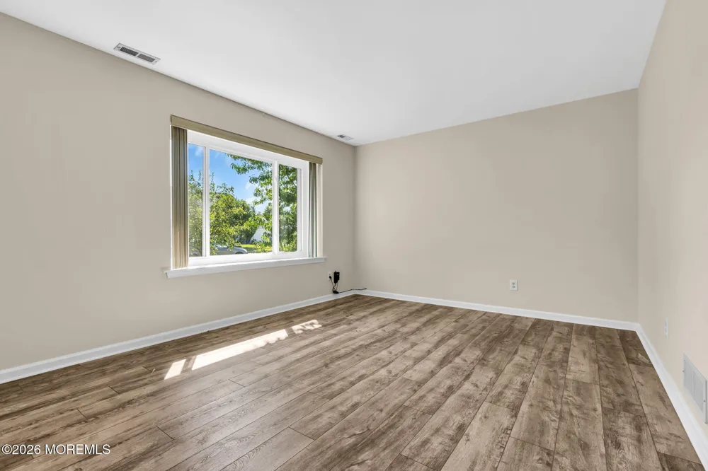 206 Clevenger Drive Clayton, NJ 08312