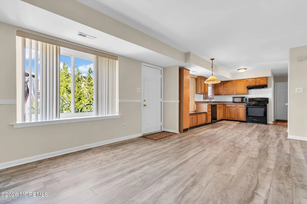 206 Clevenger Drive Clayton, NJ 08312
