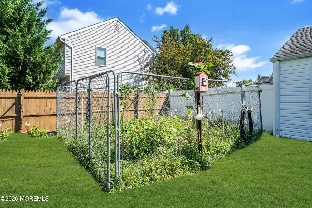 206 Clevenger Drive Clayton, NJ 08312