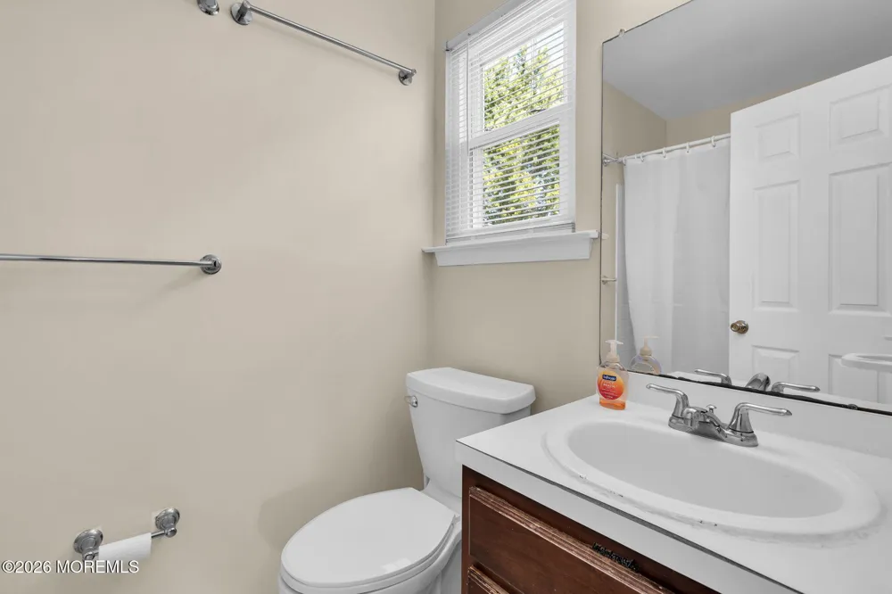 206 Clevenger Drive Clayton, NJ 08312