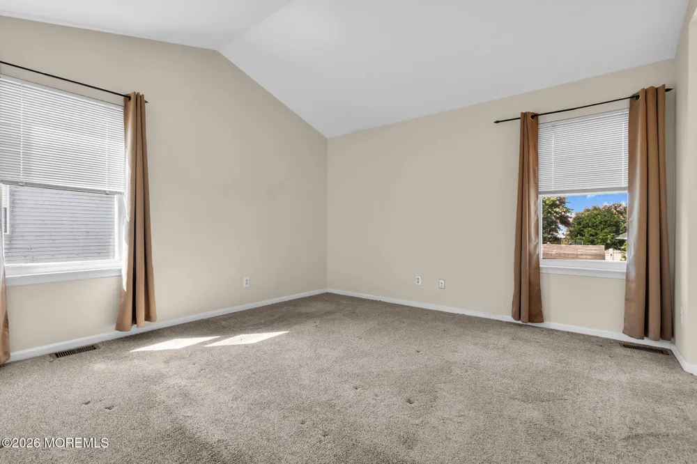 206 Clevenger Drive Clayton, NJ 08312
