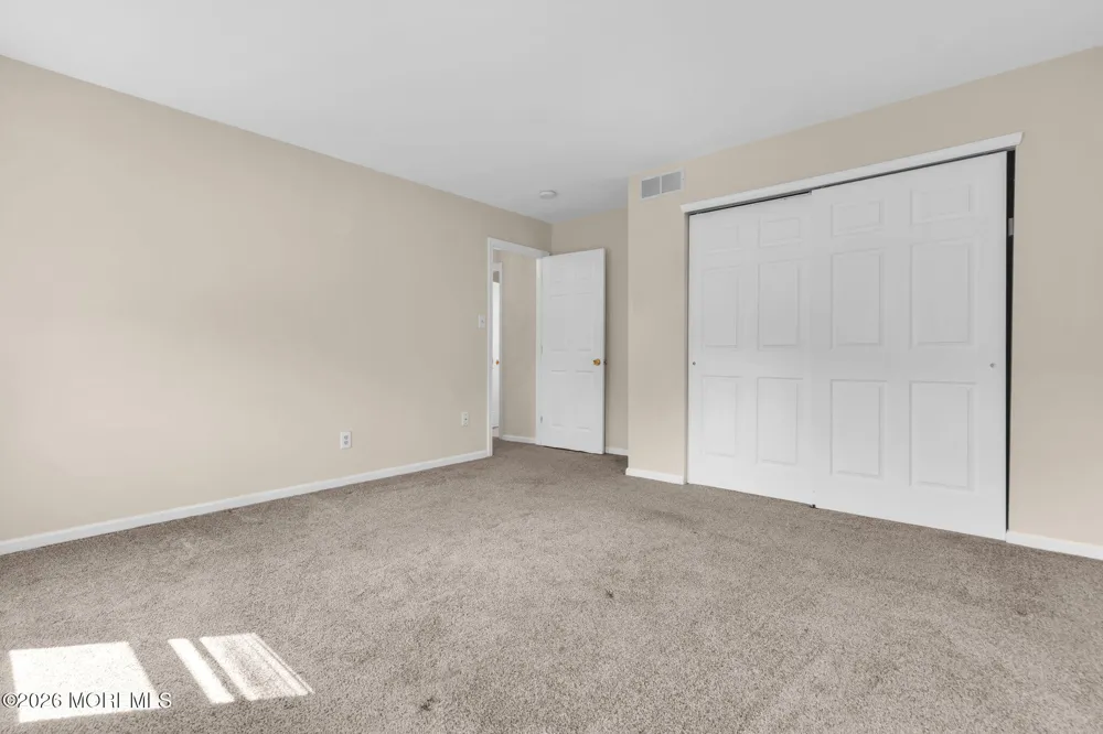 206 Clevenger Drive Clayton, NJ 08312