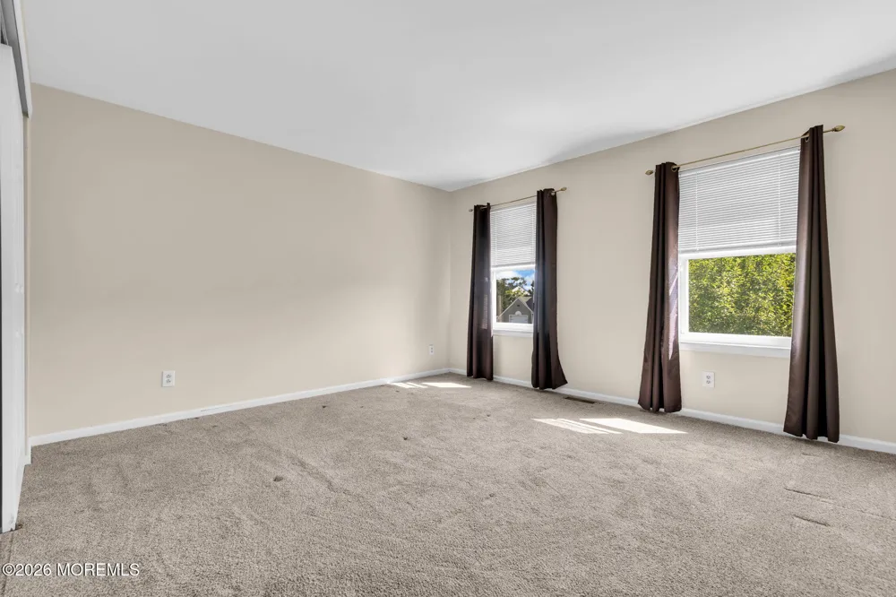 206 Clevenger Drive Clayton, NJ 08312