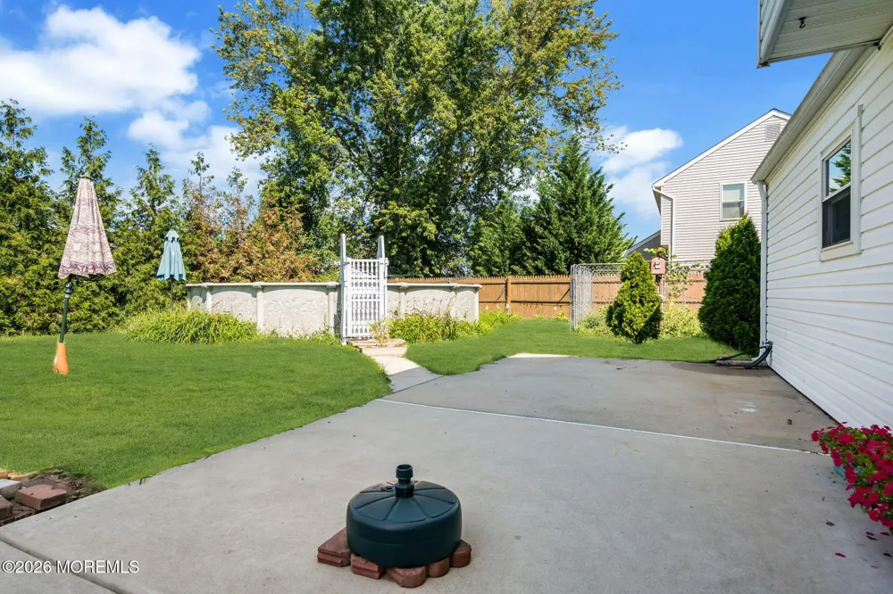 206 Clevenger Drive Clayton, NJ 08312