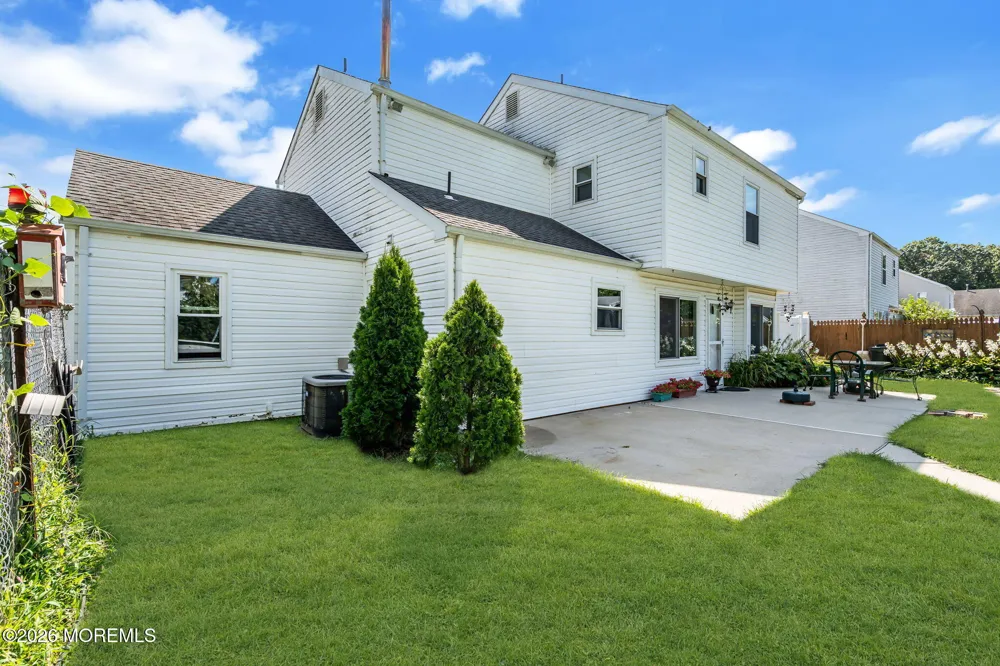 206 Clevenger Drive Clayton, NJ 08312