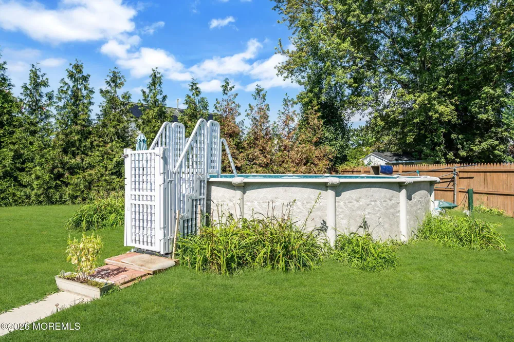 206 Clevenger Drive Clayton, NJ 08312