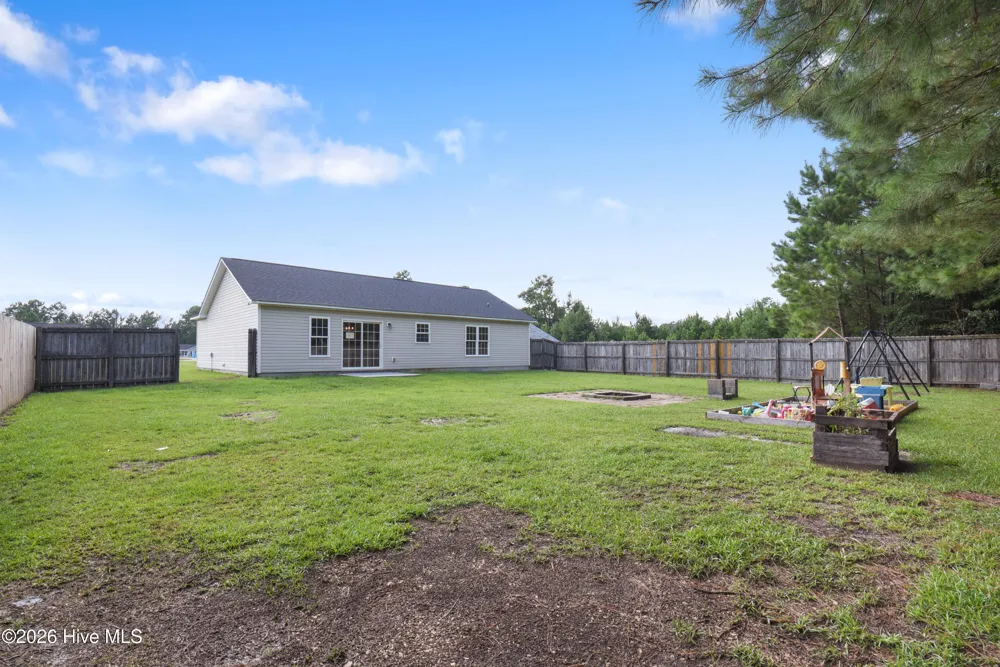 505 Cherry Blossom Lane Richlands, NC 28574