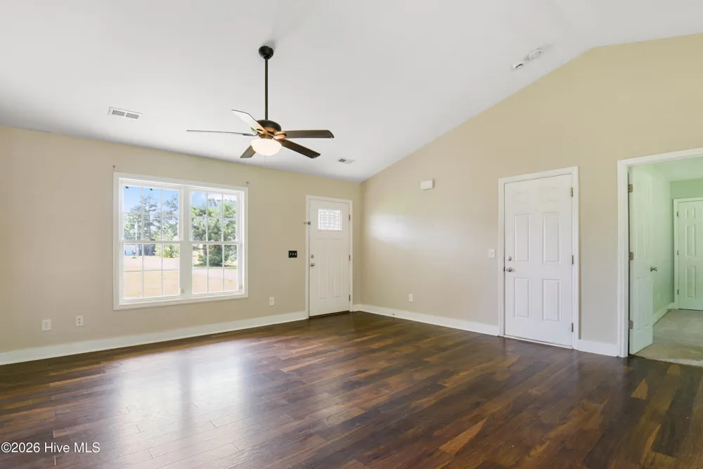 505 Cherry Blossom Lane Richlands, NC 28574
