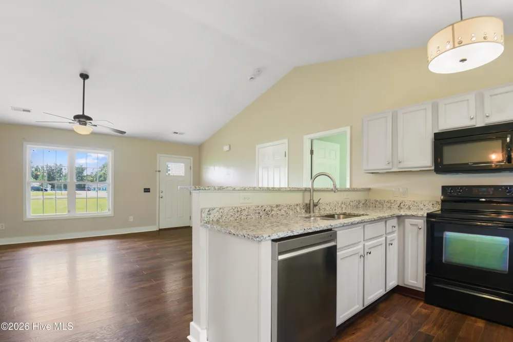 505 Cherry Blossom Lane Richlands, NC 28574