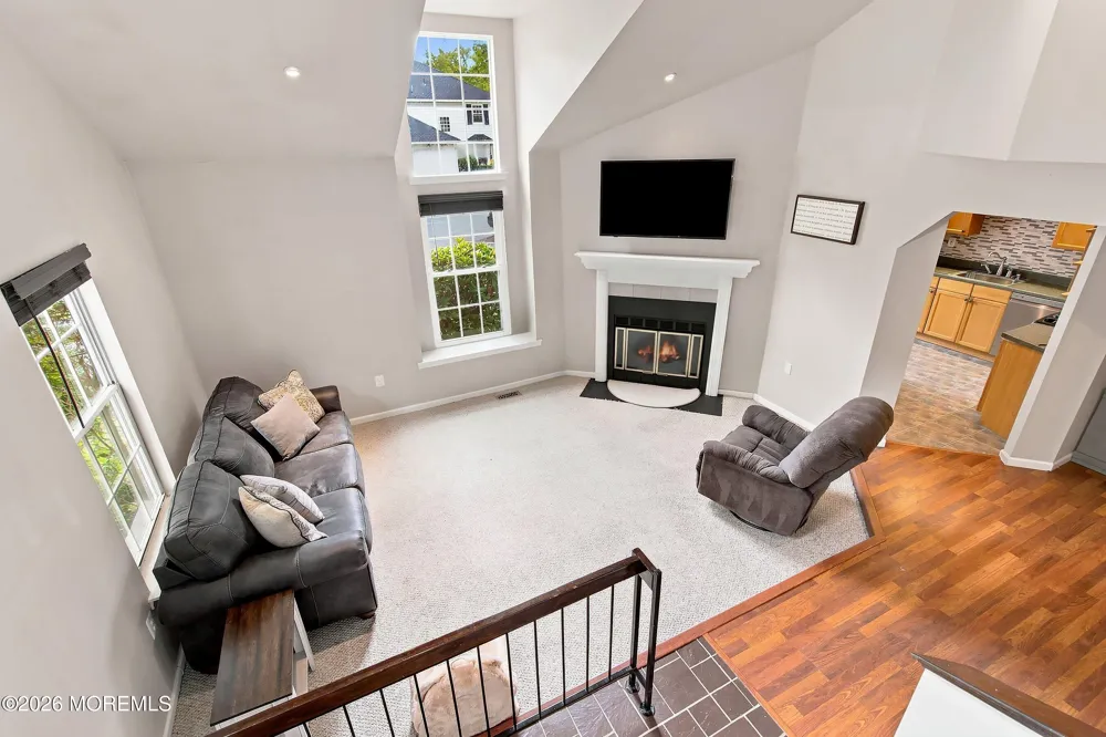 1301 Buckingham Circle Middletown, NJ 07748