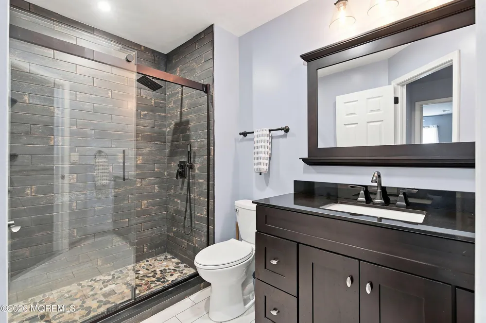 1301 Buckingham Circle Middletown, NJ 07748
