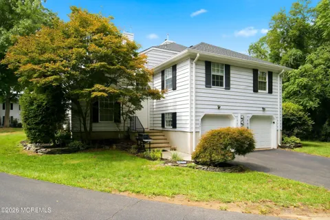 1301 Buckingham Circle