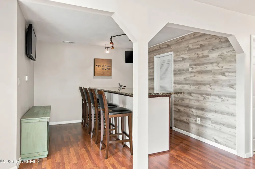 1301 Buckingham Circle Middletown, NJ 07748