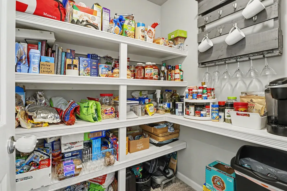 573 Cygnet Lake Drive Benton Harbor, MI 49022