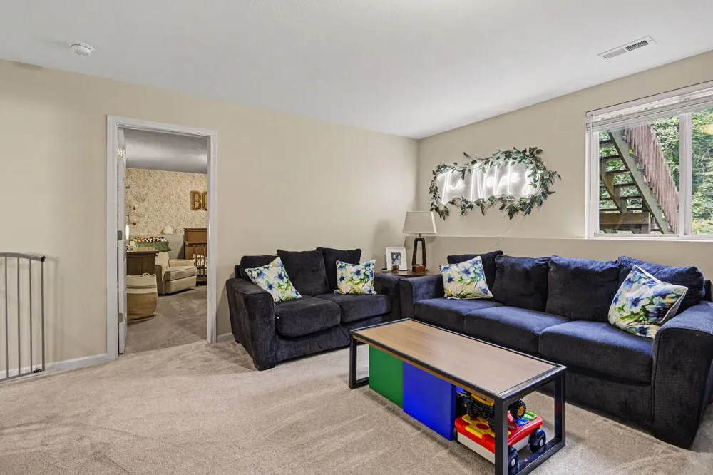 573 Cygnet Lake Drive Benton Harbor, MI 49022