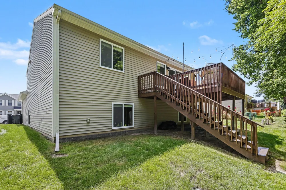 573 Cygnet Lake Drive Benton Harbor, MI 49022
