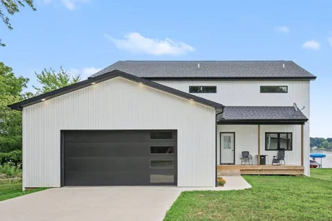 5531 Monroe Road