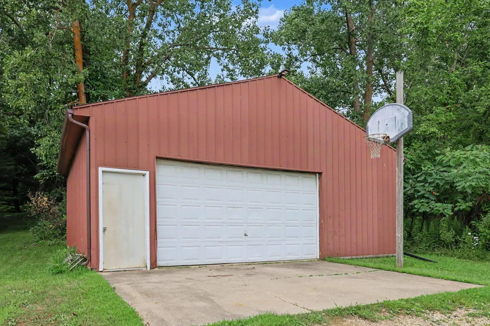 5531 Monroe Road Olivet, MI 49076