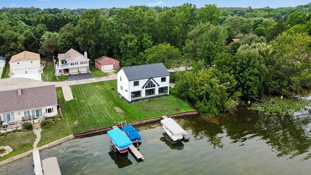 5531 Monroe Road Olivet, MI 49076