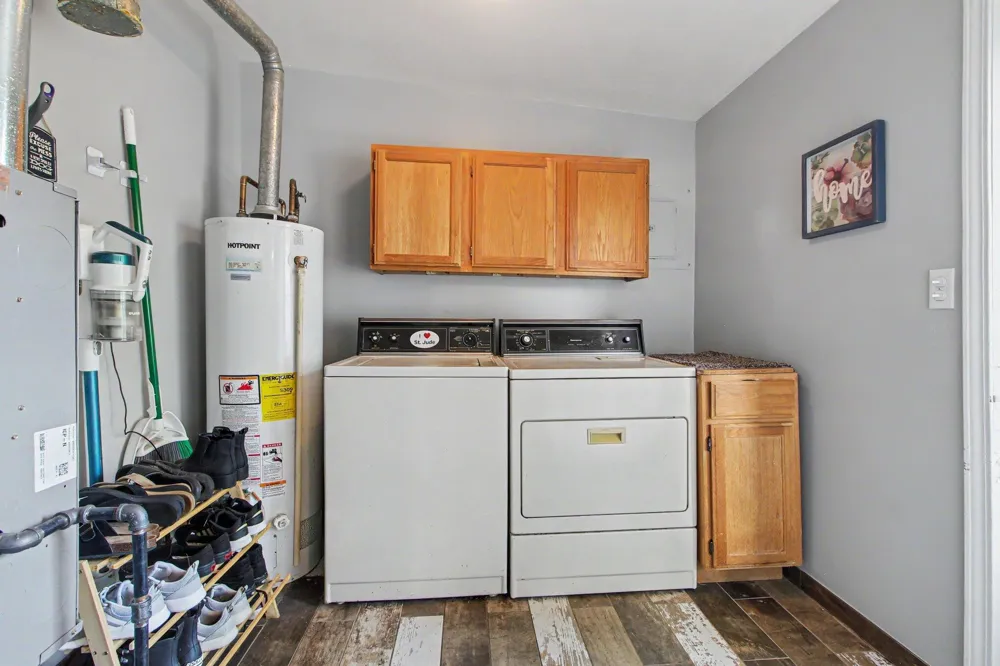 48542 Sully Drive Belleville, MI 48111
