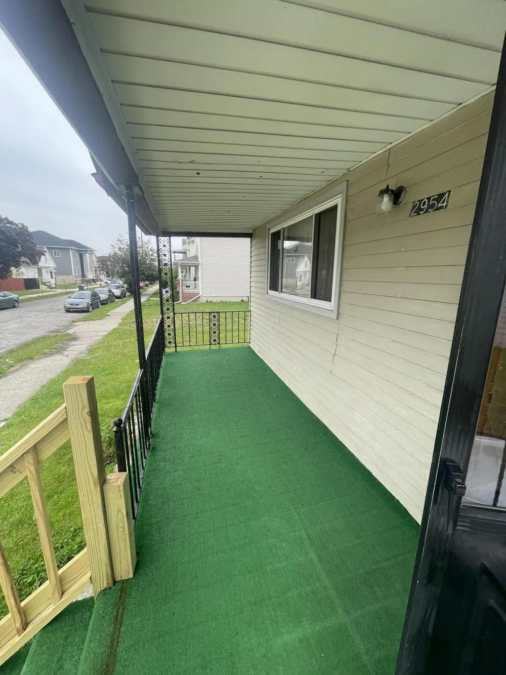 2954 Goodson Street Hamtramck, MI 48212