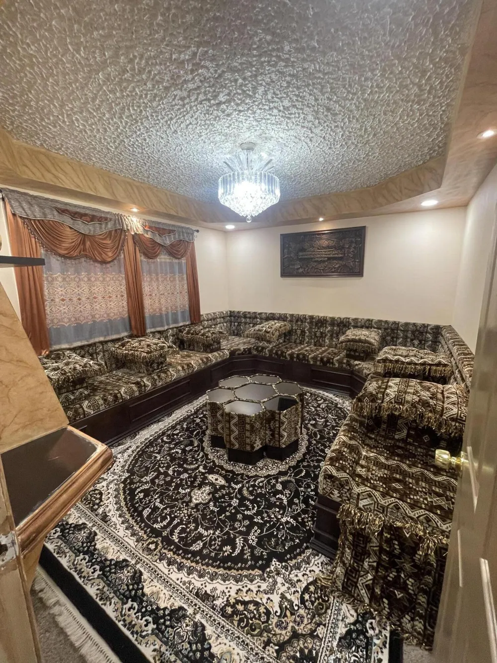 2954 Goodson Street Hamtramck, MI 48212