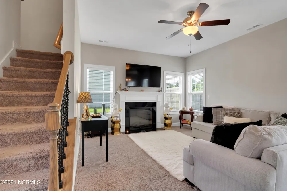 307 Pettigrew Lane Jacksonville, NC 28546
