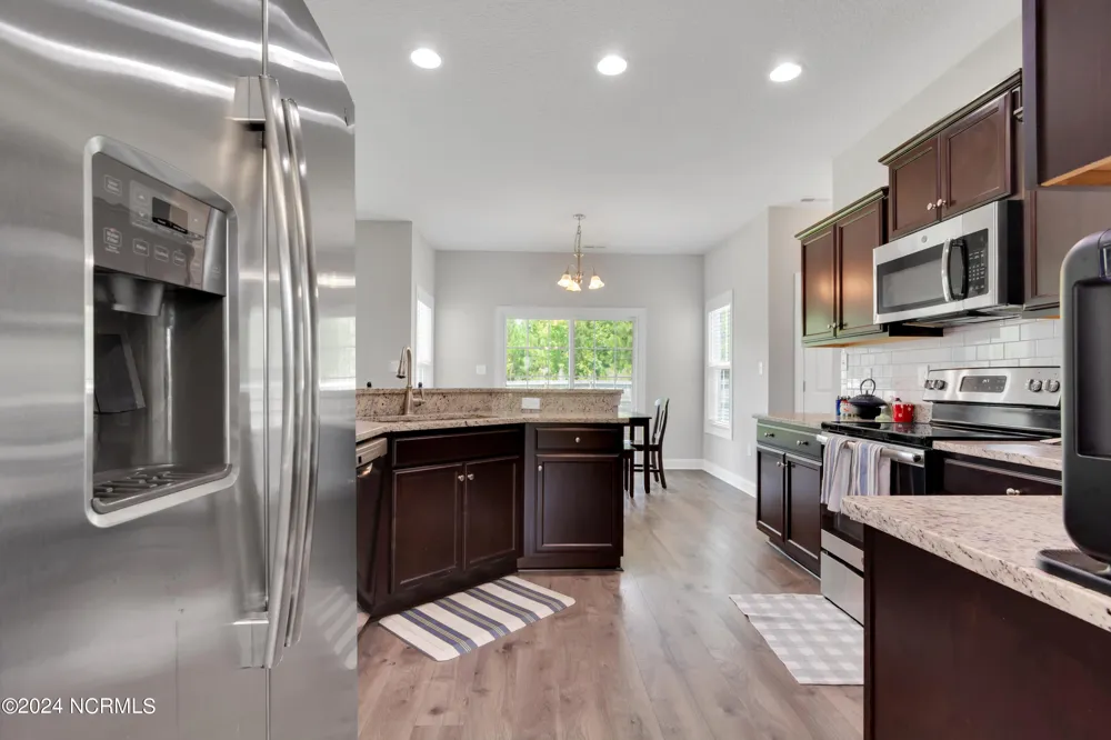 307 Pettigrew Lane Jacksonville, NC 28546