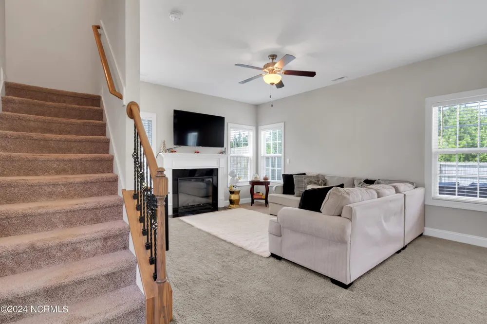 307 Pettigrew Lane Jacksonville, NC 28546