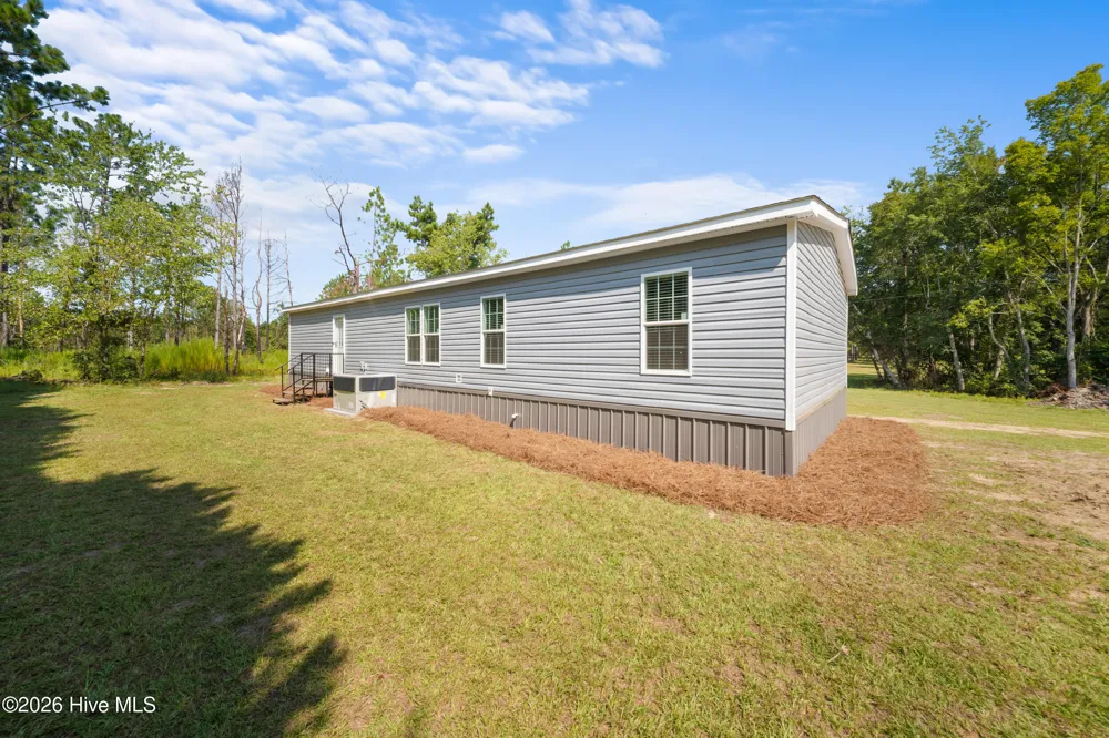 1051 Fortner Pond Road Kite, GA 31049
