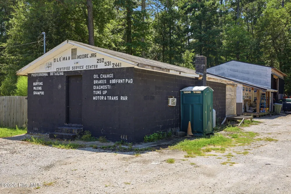2737 Cherry Run Road Washington, NC 27889