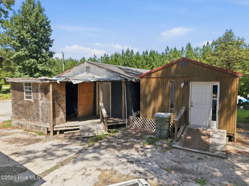 2737 Cherry Run Road Washington, NC 27889