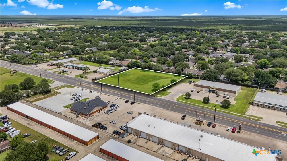 2010 John Stockbauer Drive Victoria, TX 77901