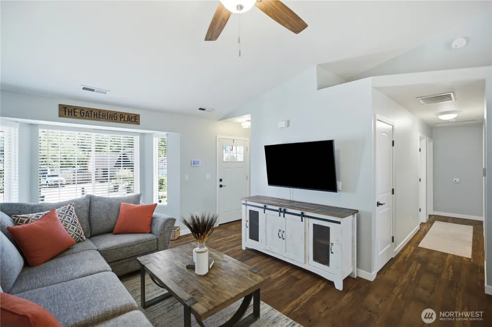 2622 S 362nd Place Federal Way, WA 98003