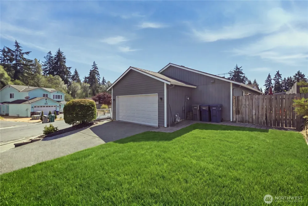 2622 S 362nd Place Federal Way, WA 98003