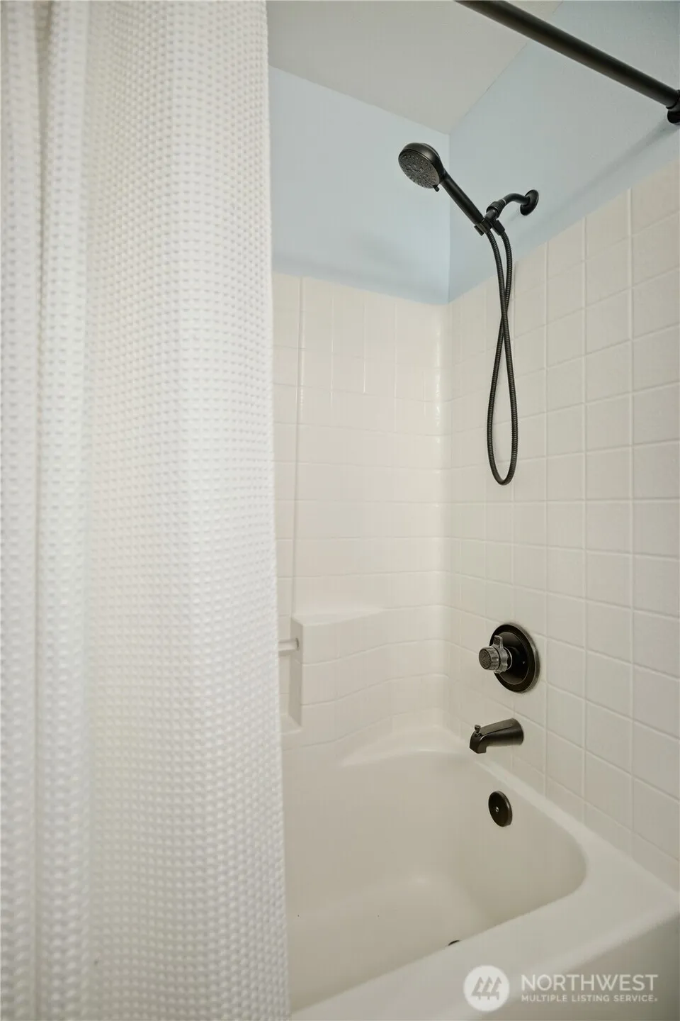 2622 S 362nd Place Federal Way, WA 98003
