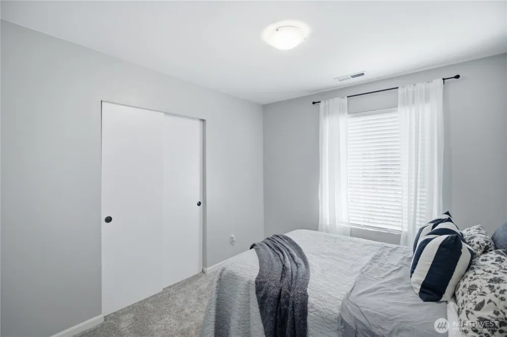 2622 S 362nd Place Federal Way, WA 98003