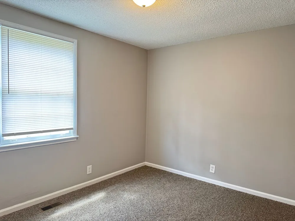 2213 Glory Dr Clarksville, TN 37043
