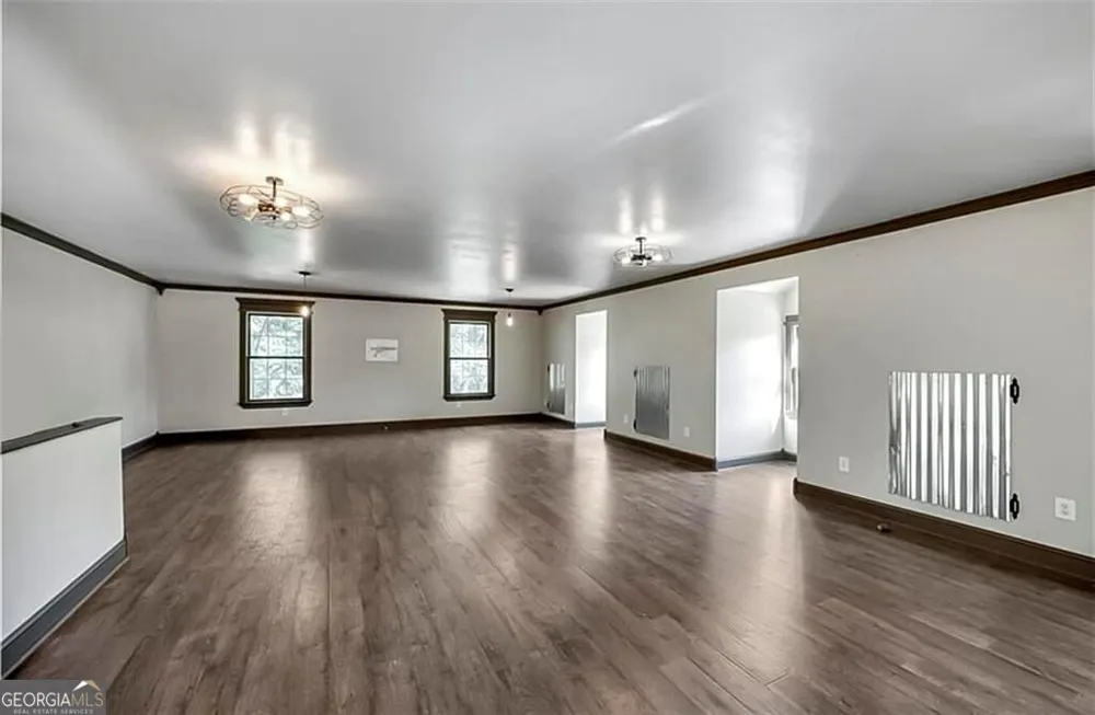 285 Old Hornage RD Ball Ground, GA 30107