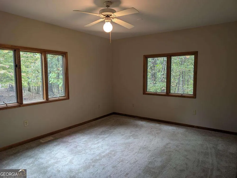 509 Old Mill LN Waleska, GA 30183