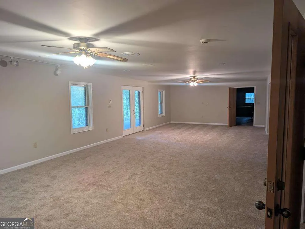 509 Old Mill LN Waleska, GA 30183