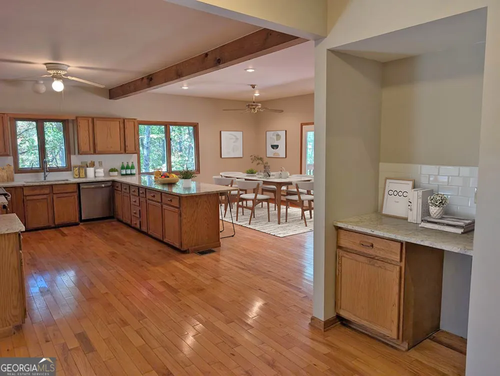 509 Old Mill LN Waleska, GA 30183