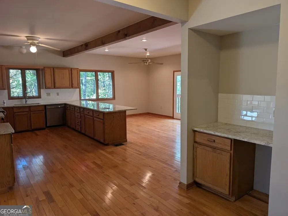 509 Old Mill LN Waleska, GA 30183