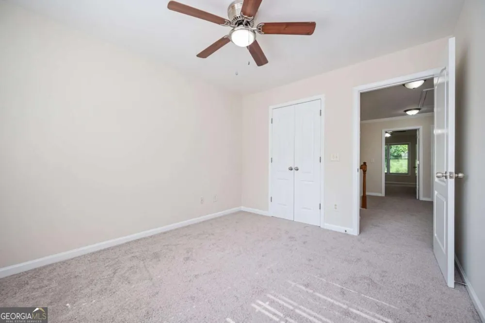 100 Red Barn LN Acworth, GA 30102