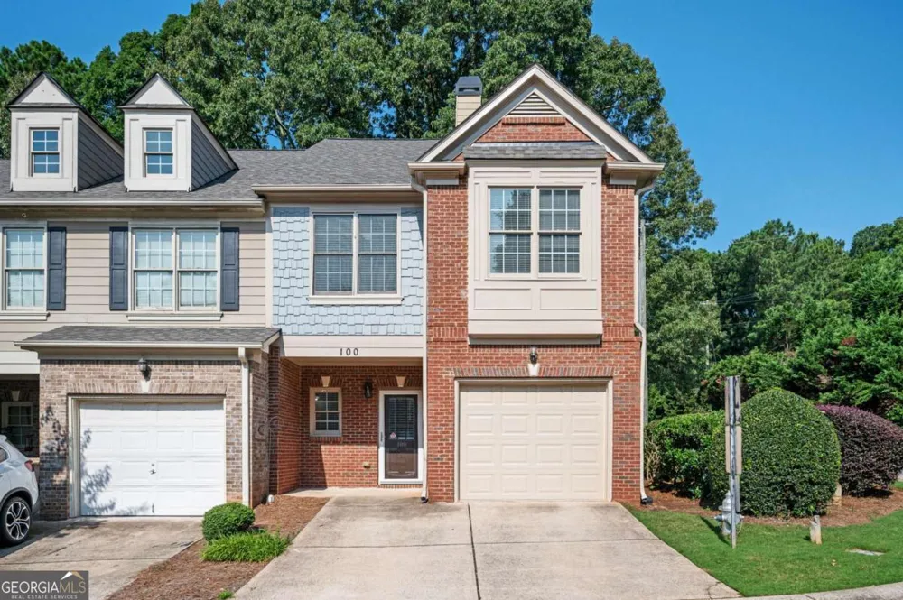 100 Red Barn LN Acworth, GA 30102